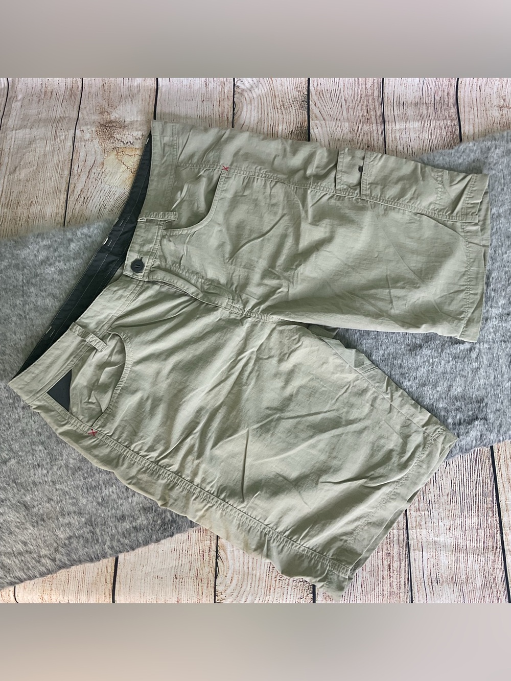 Patagonia Women's Cargo Shorts Size 14
